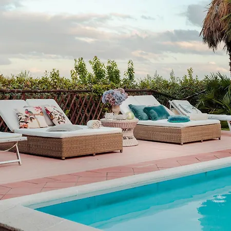 Dana, 4 Bedrooms 4 Bathrooms Retreat With Private Swimming Pool And * Valgiano