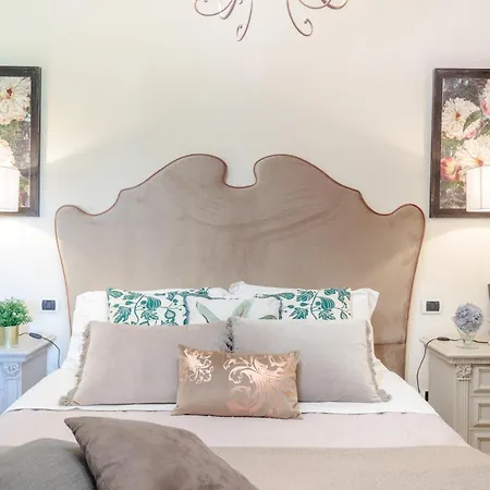 Dana, 4 Bedrooms 4 Bathrooms Retreat With Private Swimming Pool And Villa